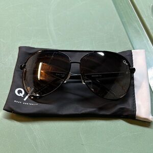 Quay Australia Black Aviator Macaw Sunglasses